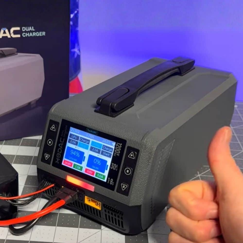 TOOLKITRC Charger ToolkitRC M8DAC 1200W 50A Dual Output Charger