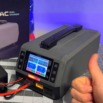 TOOLKITRC Charger ToolkitRC M8DAC 1200W 50A Dual Output Charger