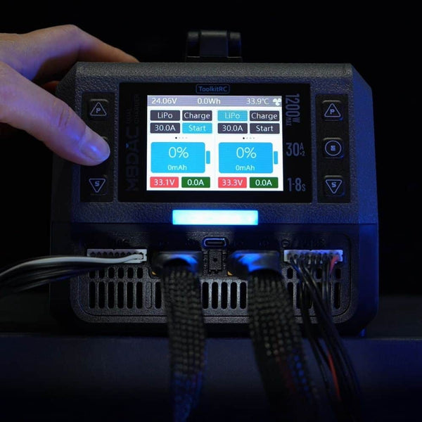 TOOLKITRC Charger ToolkitRC M8DAC 1200W 50A Dual Output Charger